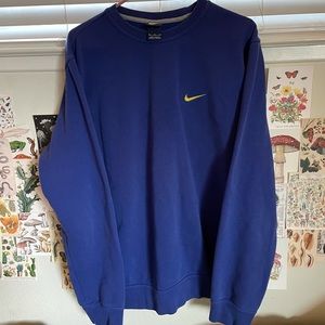 Nike crewneck